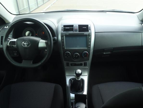 Toyota Corolla X (E140 E150) Рестайлинг с пробегом 2012 года, цена 1 241 000 рублей, 72599 км, седан, Автокод Объявления