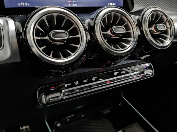 Mercedes-Benz GLB AMG I (X247) с пробегом 2021 года, цена 4 755 000 рублей, 38525 км, внедорожник, Автокод Объявления