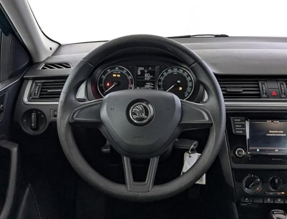 Skoda Rapid I Рестайлинг с пробегом 2019 года, цена 1 360 000 рублей, 109860 км, лифтбек, Автокод Объявления