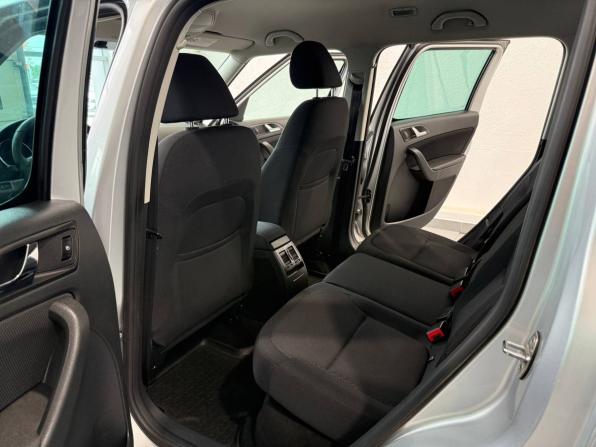 Skoda Yeti I с пробегом 2013 года, цена 864 000 рублей, 185361 км, внедорожник, Автокод Объявления