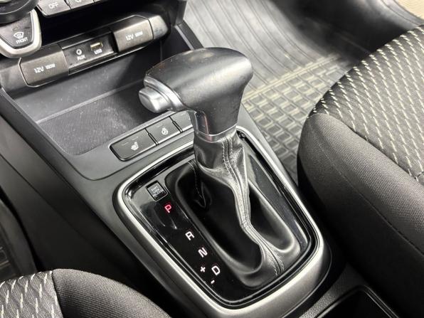 Kia Rio IV с пробегом 2018 года, цена 1 410 000 рублей, 111987 км, седан, Автокод Объявления