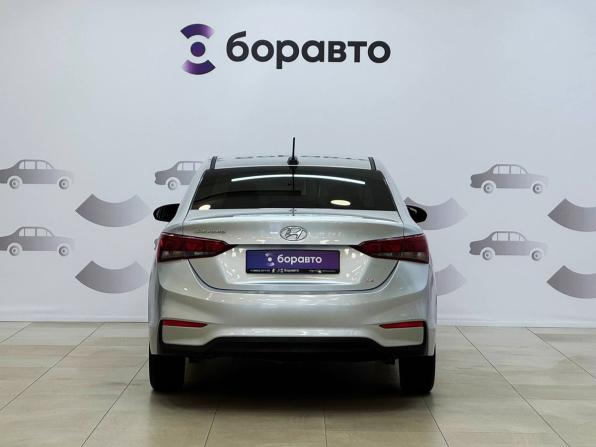 Hyundai Solaris II с пробегом 2019 года, цена 1 410 000 рублей, 90639 км, седан, Автокод Объявления