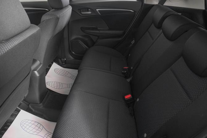Honda Fit III Рестайлинг с пробегом 2019 года, цена 1 399 000 рублей, 45000 км, хэтчбек, Автокод Объявления