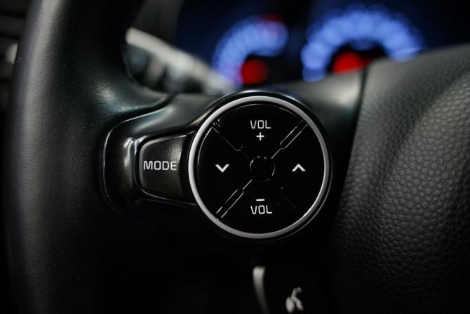 Kia Soul II Рестайлинг с пробегом 2018 года, цена 1 707 000 рублей, 97000 км, хэтчбек, Автокод Объявления