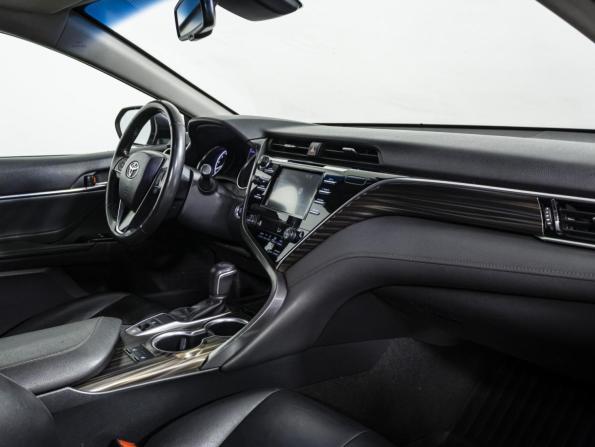 Toyota Camry VIII (XV70) с пробегом 2018 года, цена 2 049 000 рублей, 201000 км, седан, Автокод Объявления