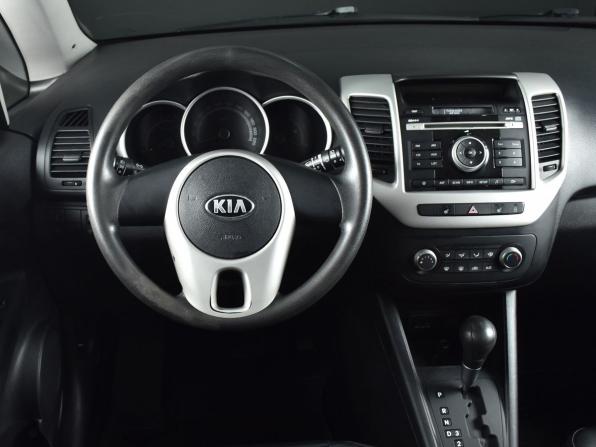 Kia Venga I Рестайлинг с пробегом 2015 года, цена 849 999 рублей, 202218 км, компактвэн, Автокод Объявления
