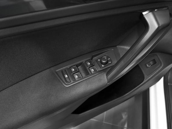 Volkswagen Tiguan II с пробегом 2017 года, цена 1 950 000 рублей, 171254 км, внедорожник, Автокод Объявления