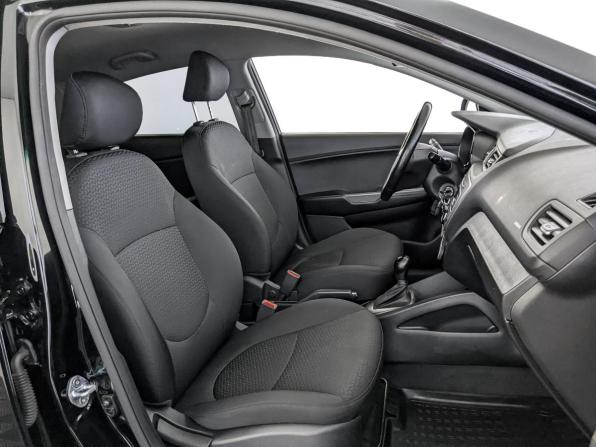 Kia Rio III Рестайлинг с пробегом 2017 года, цена 1 160 000 рублей, 151386 км, седан, Автокод Объявления