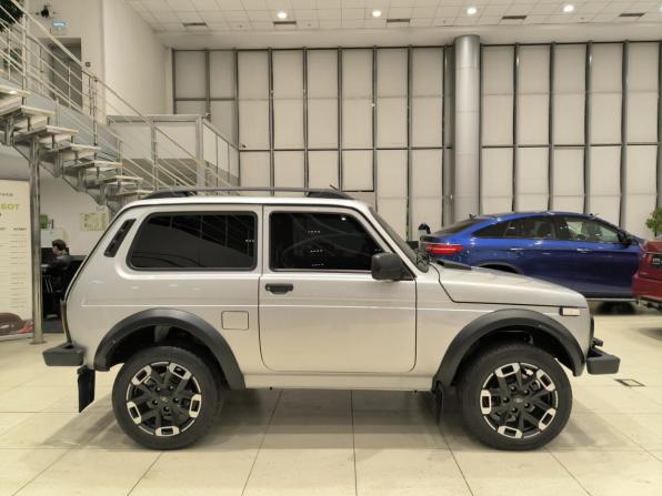 Lada (ВАЗ) Niva Legend I с пробегом 2025 года, цена 1 399 000 рублей, 15586 км, внедорожник, Автокод Объявления
