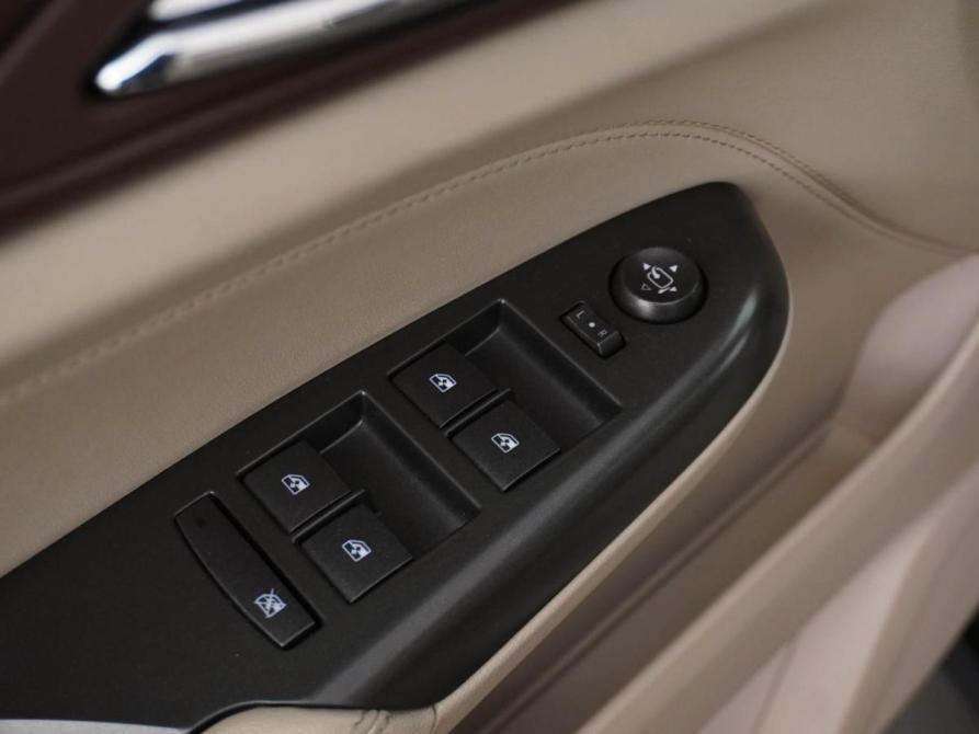 Cadillac SRX II Москва  - изображение 17