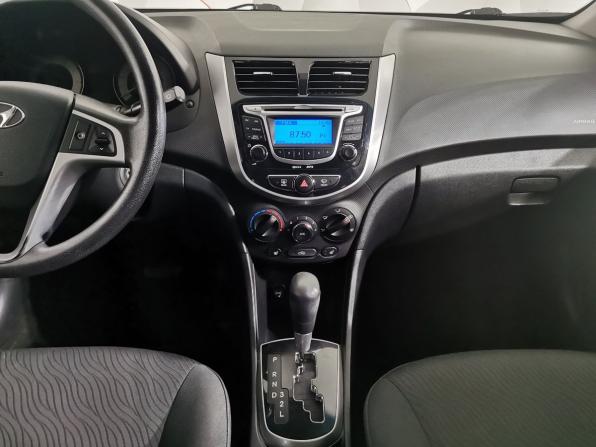 Hyundai Solaris I с пробегом 2012 года, цена 695 150 рублей, 140121 км, седан, Автокод Объявления