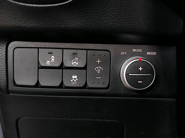 Kia Soul II Рестайлинг с пробегом 2018 года, цена 1 729 000 рублей, 121984 км, хэтчбек, Автокод Объявления