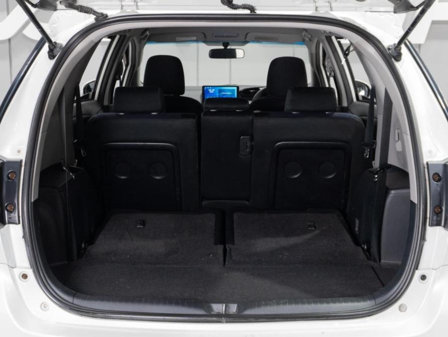 Toyota Wish II Тюмень  - изображение 19