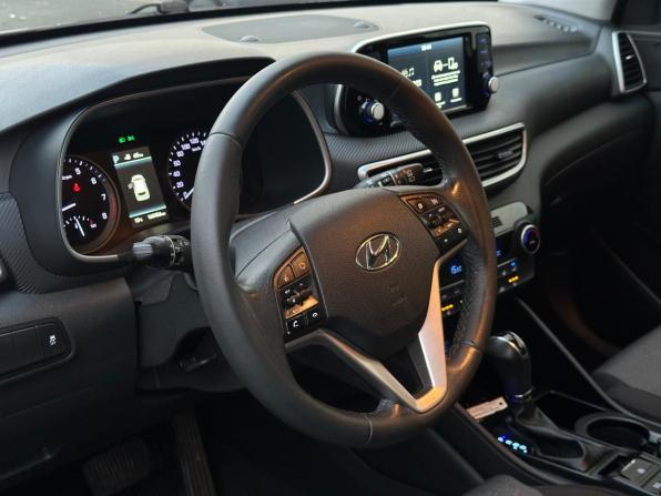Hyundai Tucson III Рестайлинг с пробегом 2019 года, цена 1 935 000 рублей, 160455 км, внедорожник, Автокод Объявления