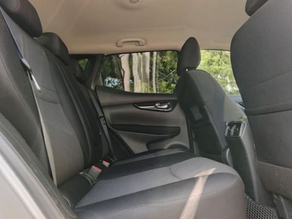 Nissan Qashqai II с пробегом 2018 года, цена 1 095 000 рублей, 158584 км, внедорожник, Автокод Объявления