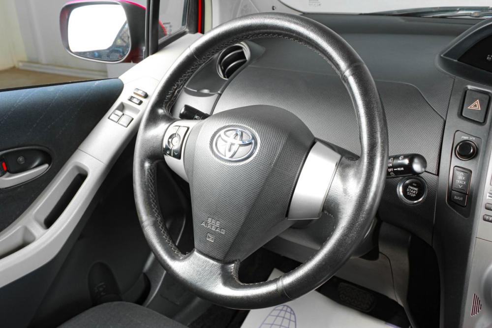Toyota Yaris II Тюмень  - изображение 12