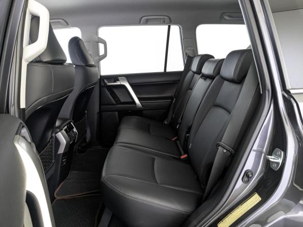 Toyota Land Cruiser Prado 150 Series Рестайлинг 3 с пробегом 2022 года, цена 7 990 000 рублей, 30746 км, внедорожник, Автокод Объявления