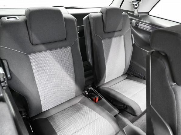 Opel Zafira B Рестайлинг с пробегом 2011 года, цена 695 000 рублей, 155164 км, компактвэн, Автокод Объявления
