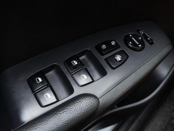 Hyundai Solaris II с пробегом 2020 года, цена 1 557 000 рублей, 92518 км, седан, Автокод Объявления