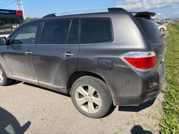 Toyota Highlander II (XU40) Рестайлинг с пробегом 2013 года, цена 1 777 000 рублей, 250000 км, внедорожник, Автокод Объявления