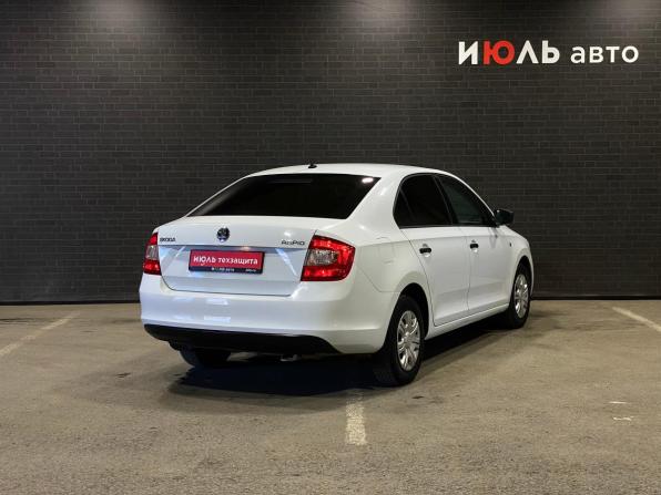 Skoda Rapid I с пробегом 2015 года, цена 800 000 рублей, 157131 км, лифтбек, Автокод Объявления