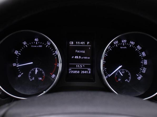 Skoda Yeti I с пробегом 2012 года, цена 720 000 рублей, 235846 км, внедорожник, Автокод Объявления