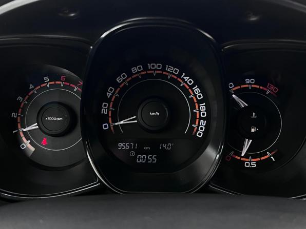 Lada (ВАЗ) Vesta I с пробегом 2018 года, цена 870 000 рублей, 95670 км, седан, Автокод Объявления