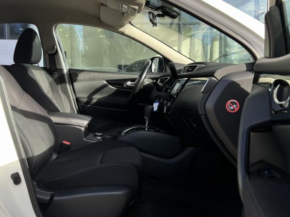 Nissan Qashqai II с пробегом 2016 года, цена 1 570 000 рублей, 140173 км, внедорожник, Автокод Объявления