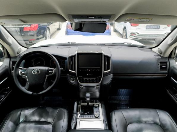 Toyota Land Cruiser 200 Series Рестайлинг 2 с пробегом 2020 года, цена 6 099 000 рублей, 221103 км, внедорожник, Автокод Объявления
