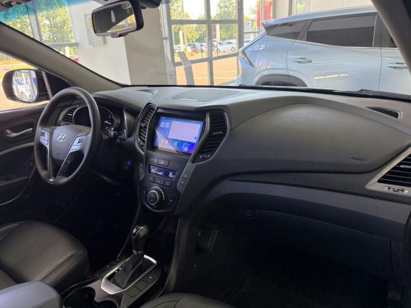 Hyundai Santa Fe III Рестайлинг с пробегом 2018 года, цена 2 370 000 рублей, 99718 км, внедорожник, Автокод Объявления