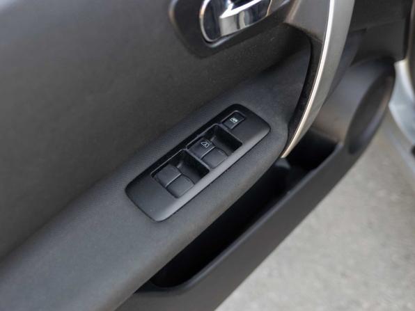 Nissan Qashqai I с пробегом 2008 года, цена 800 000 рублей, 231277 км, внедорожник, Автокод Объявления
