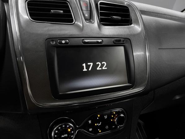 Renault Sandero II Рестайлинг с пробегом 2019 года, цена 1 070 000 рублей, 86131 км, хэтчбек, Автокод Объявления