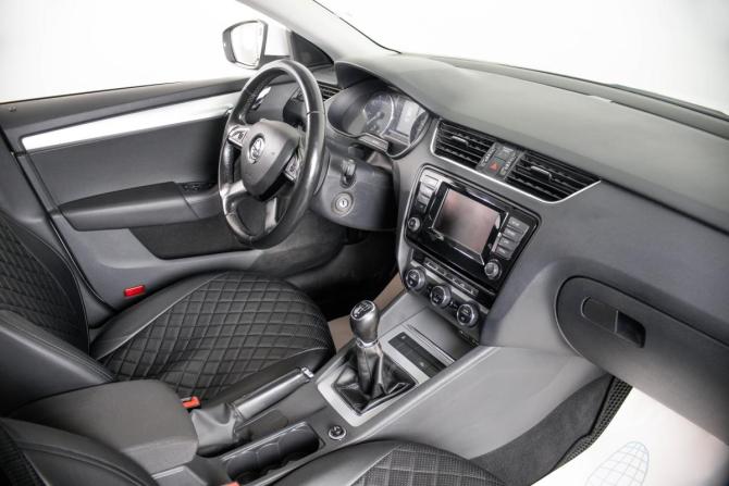 Skoda Octavia III (A7) с пробегом 2014 года, цена 959 000 рублей, 226000 км, лифтбек, Автокод Объявления