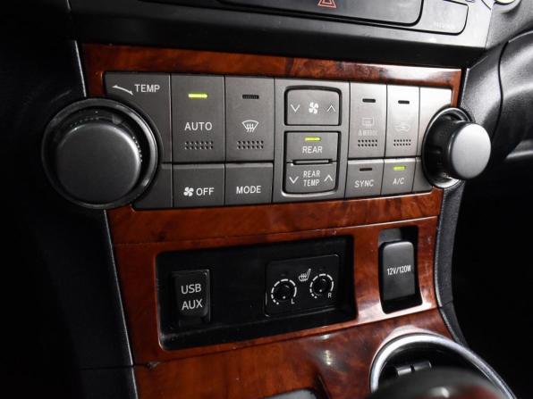 Toyota Highlander II (XU40) Рестайлинг с пробегом 2011 года, цена 1 619 000 рублей, 171994 км, внедорожник, Автокод Объявления