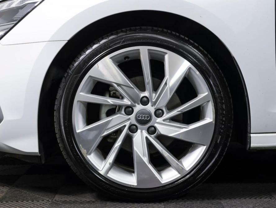Audi A3 IV (8Y) Москва  - изображение 17