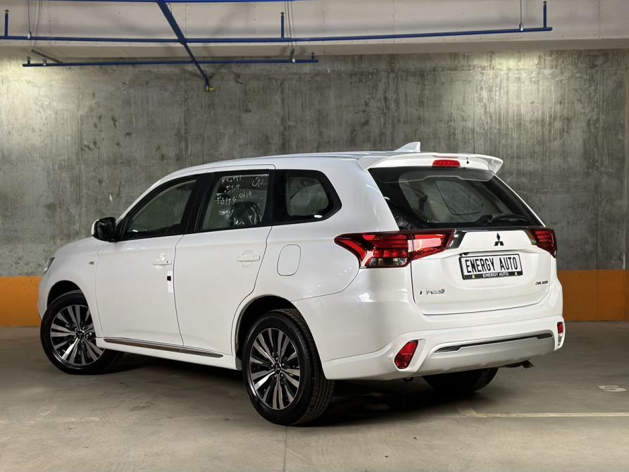 Mitsubishi Outlander III Рестайлинг 3 Уфа  - изображение 5