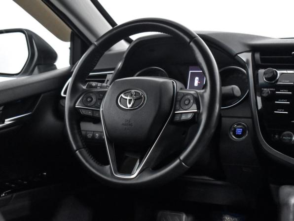 Toyota Camry VIII (XV70) с пробегом 2020 года, цена 2 739 000 рублей, 129700 км, седан, Автокод Объявления
