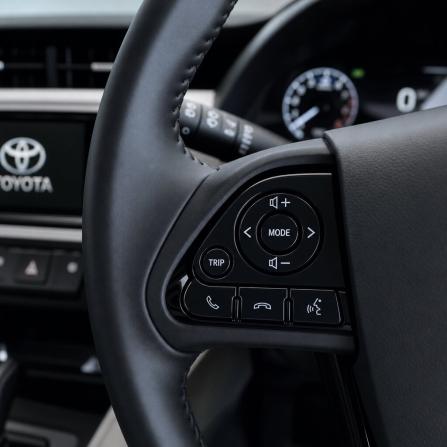 Toyota Prius IV Рестайлинг (XW50) с пробегом 2019 года, цена 1 950 000 рублей, 150877 км, лифтбек, Автокод Объявления
