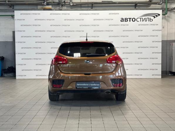 Kia Ceed II Рестайлинг с пробегом 2015 года, цена 879 000 рублей, 102000 км, хэтчбек, Автокод Объявления