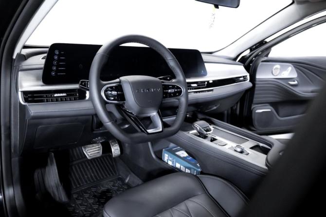 Chery Arrizo 8 с пробегом 2025 года, цена 2 399 000 рублей, 2450 км, седан, Автокод Объявления