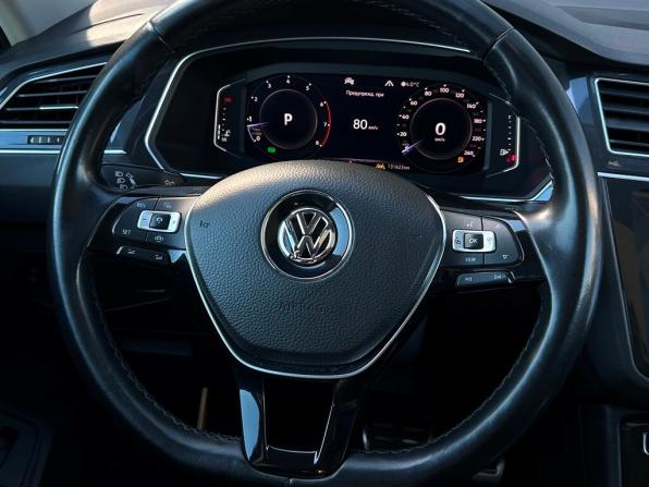 Volkswagen Tiguan II с пробегом 2020 года, цена 2 842 900 рублей, 131623 км, внедорожник, Автокод Объявления