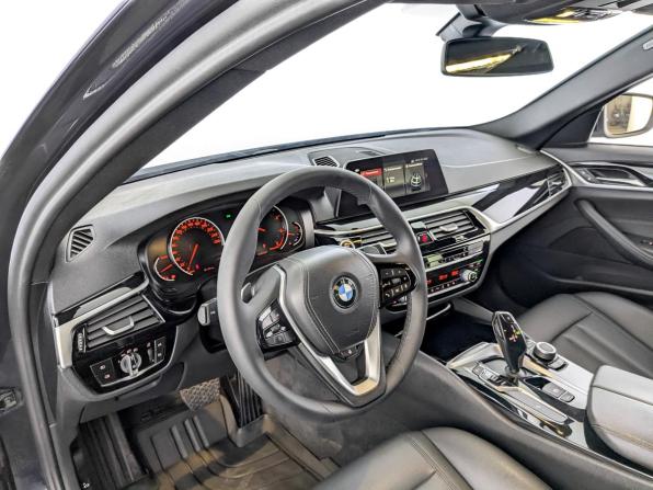 BMW 5 серии VII (G30/G31/G38) с пробегом 2019 года, цена 3 050 000 рублей, 170029 км, седан, Автокод Объявления