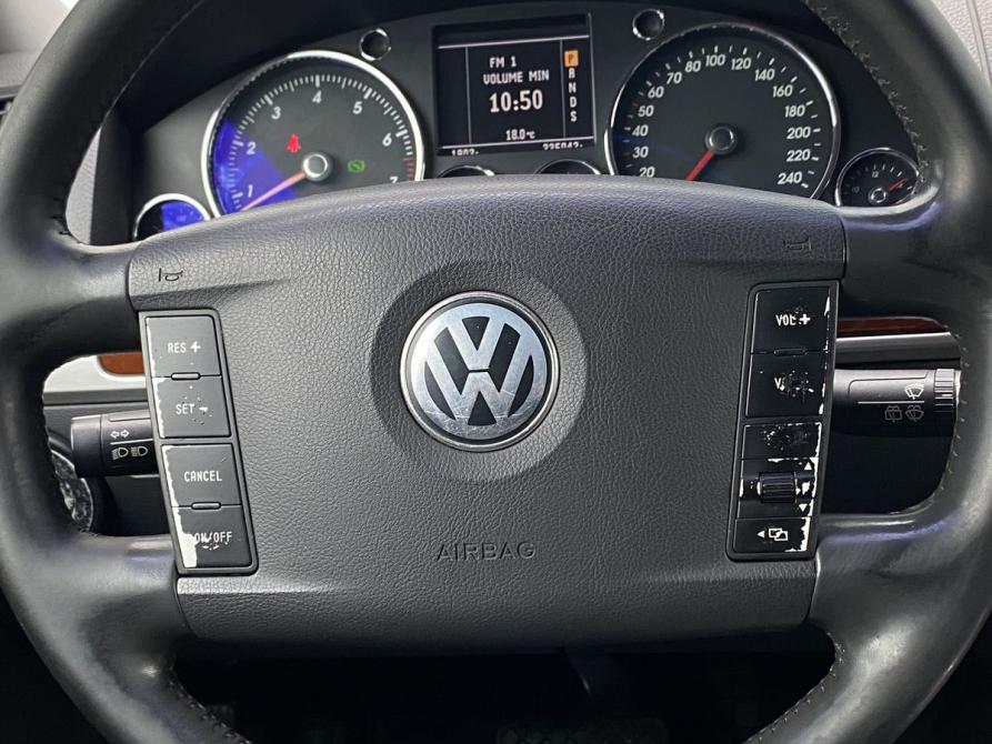 Volkswagen Touareg I Москва  - изображение 15