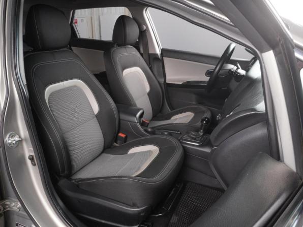 Kia Ceed II Рестайлинг с пробегом 2016 года, цена 1 099 000 рублей, 198628 км, универсал, Автокод Объявления