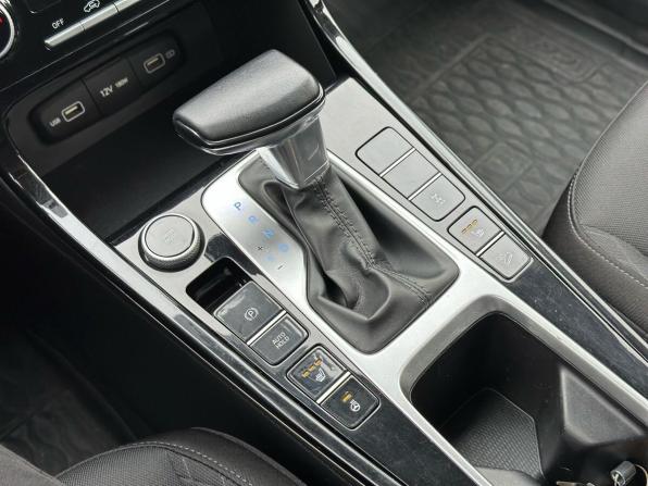 Hyundai Creta II с пробегом 2021 года, цена 1 980 000 рублей, 71201 км, внедорожник, Автокод Объявления