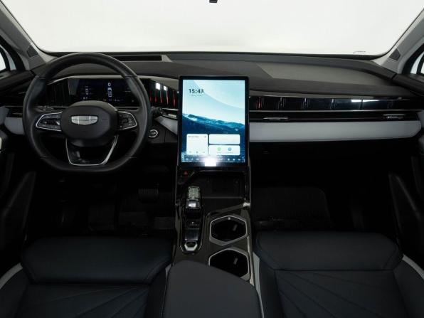 Geely Atlas II с пробегом 2024 года, цена 2 894 000 рублей, 35037 км, внедорожник, Автокод Объявления