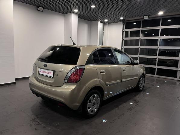 Kia Rio II Рестайлинг с пробегом 2010 года, цена 520 000 рублей, 157853 км, хэтчбек, Автокод Объявления