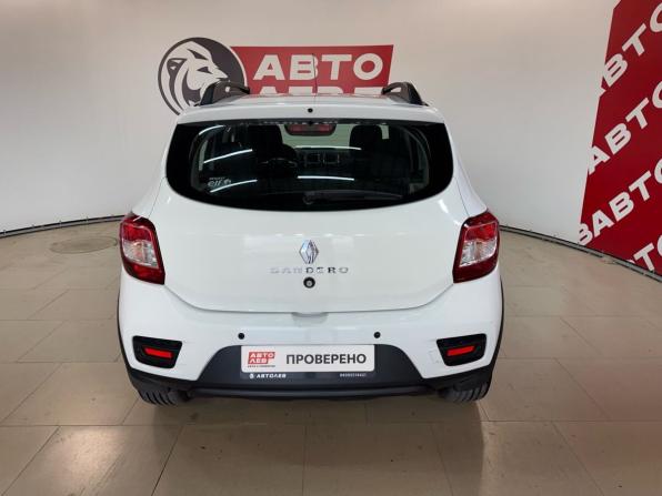 Renault Sandero II Рестайлинг с пробегом 2019 года, цена 1 050 000 рублей, 99028 км, хэтчбек, Автокод Объявления