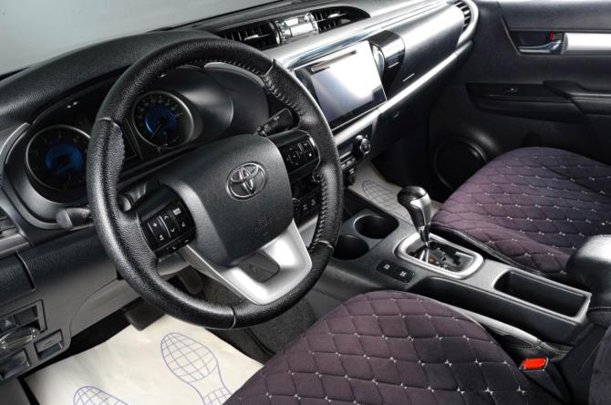 Toyota Hilux VIII с пробегом 2016 года, цена 3 079 000 рублей, 206426 км, offers.body_type.unknown, Автокод Объявления