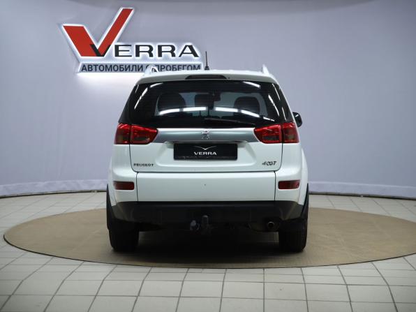 Peugeot 4007 с пробегом 2011 года, цена 830 000 рублей, 249301 км, внедорожник, Автокод Объявления